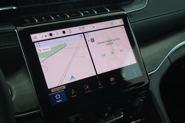 new 2025 Jeep Grand Cherokee car, priced at $45,593