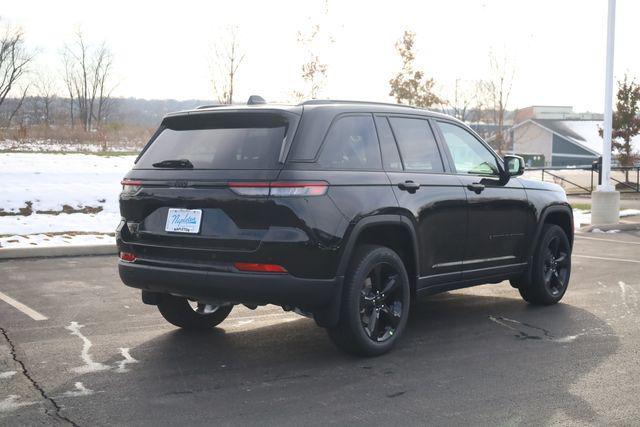 new 2025 Jeep Grand Cherokee car, priced at $45,593