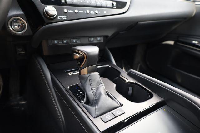used 2024 Lexus ES 300h car, priced at $39,480