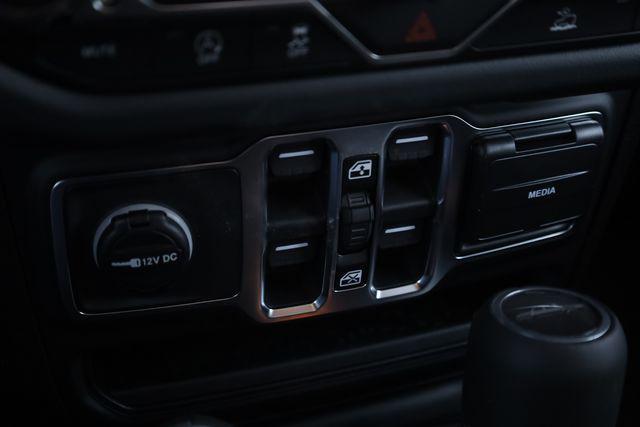 new 2026 Jeep Gladiator car, priced at $42,065