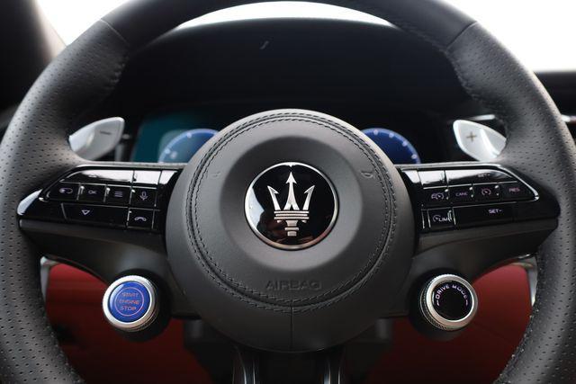 new 2025 Maserati Grecale car, priced at $76,997