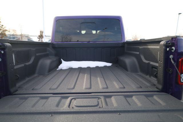 new 2026 Jeep Gladiator car, priced at $47,686