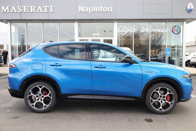 new 2025 Alfa Romeo Tonale car, priced at $34,017