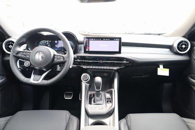 new 2025 Alfa Romeo Tonale car, priced at $34,617