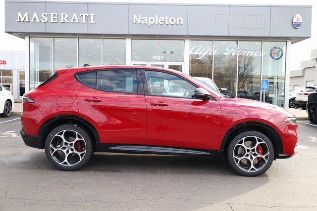 new 2025 Alfa Romeo Tonale car, priced at $34,617