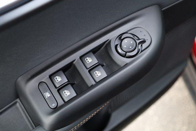 new 2025 Alfa Romeo Tonale car, priced at $34,617