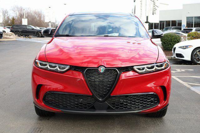 new 2025 Alfa Romeo Tonale car, priced at $34,617