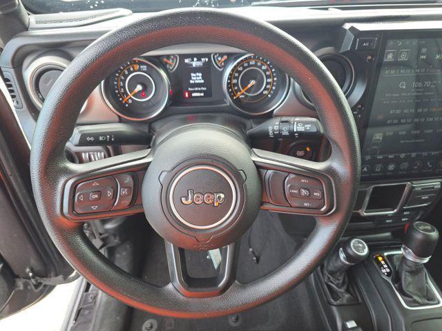 used 2021 Jeep Wrangler Unlimited car, priced at $27,617