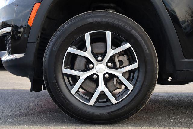 used 2024 Jeep Grand Cherokee L car, priced at $33,300