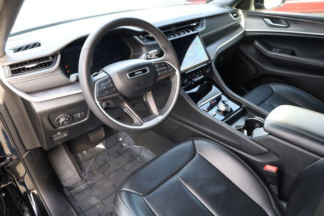 used 2024 Jeep Grand Cherokee L car, priced at $33,300