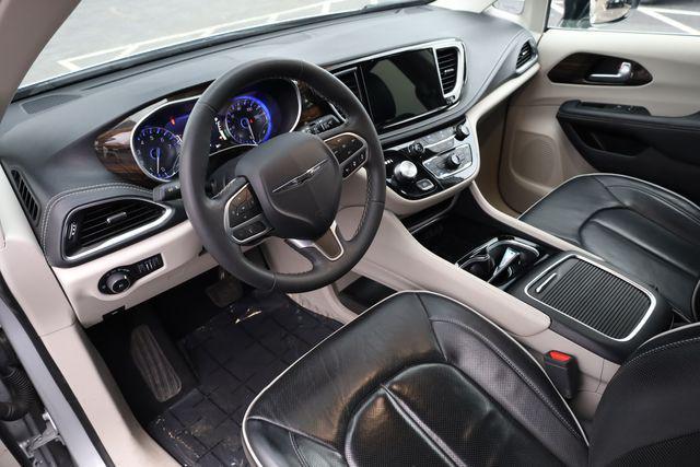 used 2024 Chrysler Pacifica car, priced at $32,650