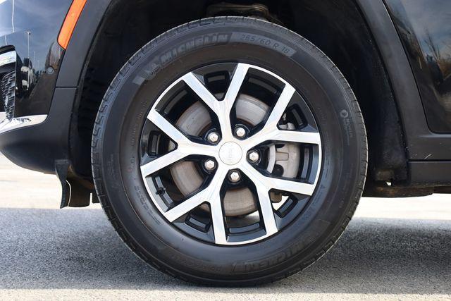 used 2024 Jeep Grand Cherokee L car, priced at $31,996