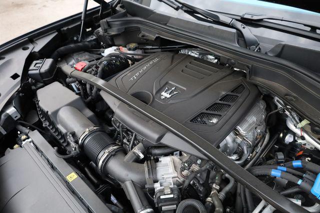 new 2025 Maserati Grecale car, priced at $63,997