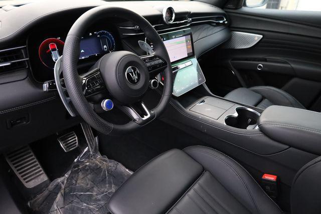 new 2025 Maserati Grecale car, priced at $63,997