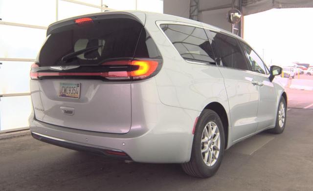 used 2024 Chrysler Pacifica car, priced at $26,994