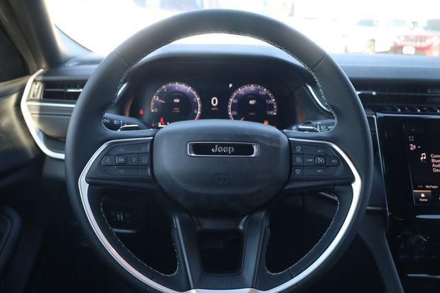 new 2026 Jeep Grand Cherokee car, priced at $33,844
