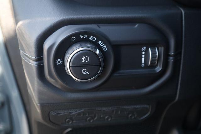 new 2026 Jeep Gladiator car, priced at $42,618