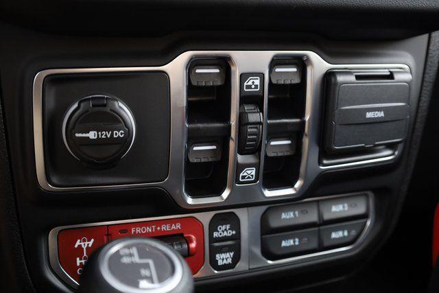 new 2025 Jeep Gladiator car, priced at $47,989