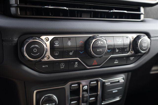 new 2025 Jeep Gladiator car, priced at $47,989