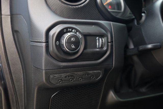 new 2025 Jeep Gladiator car, priced at $47,989