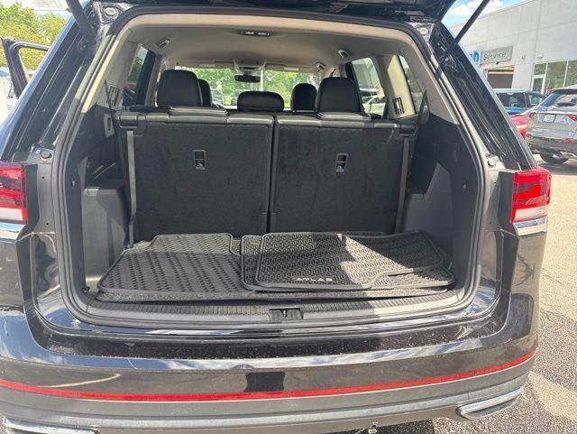used 2024 Volkswagen Atlas car, priced at $27,420