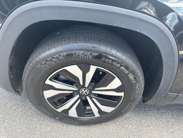 used 2024 Volkswagen Atlas car, priced at $27,420