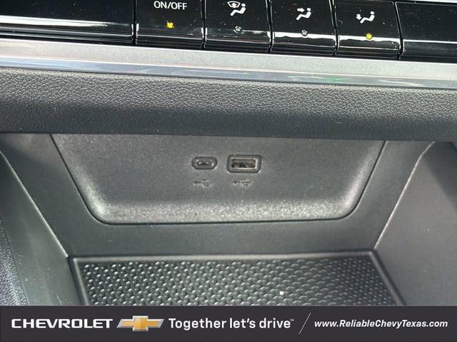 new 2026 Chevrolet Equinox car, priced at $25,700