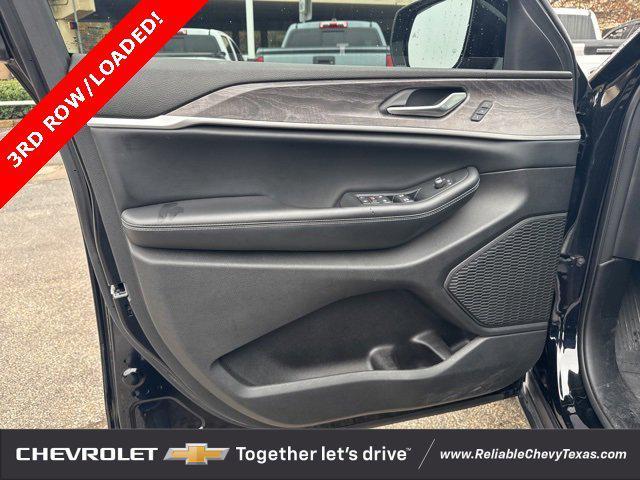 used 2023 Jeep Grand Cherokee L car, priced at $27,591