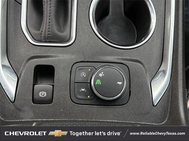 used 2022 Chevrolet Traverse car, priced at $29,220