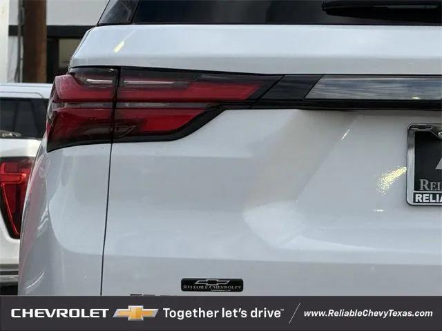 used 2022 Chevrolet Traverse car, priced at $29,220