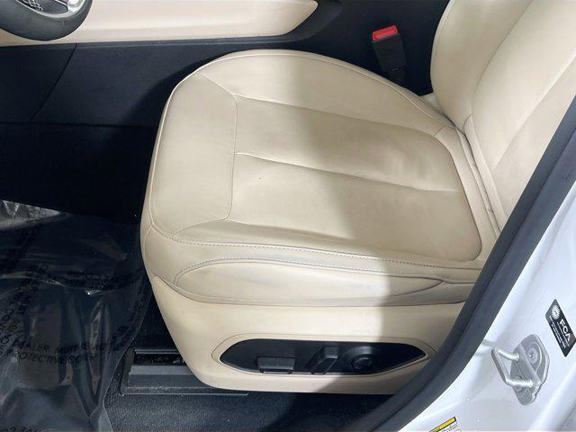 used 2023 Jeep Grand Cherokee car, priced at $37,406