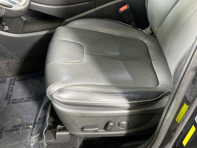 used 2022 Hyundai Santa Fe car, priced at $25,995