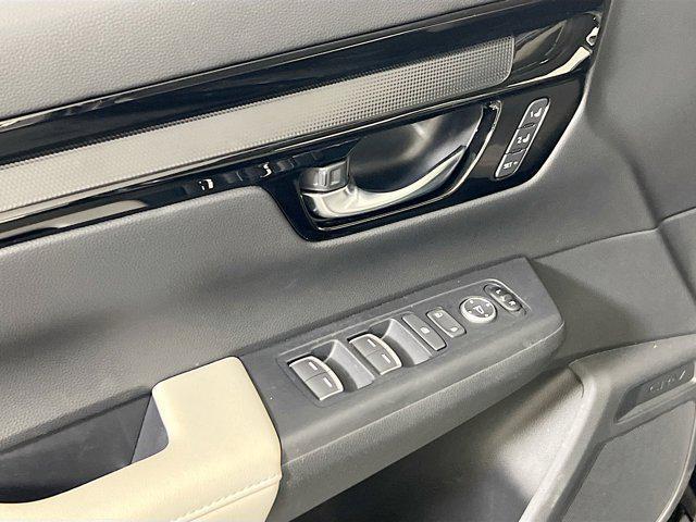 used 2025 Honda CR-V car, priced at $34,533