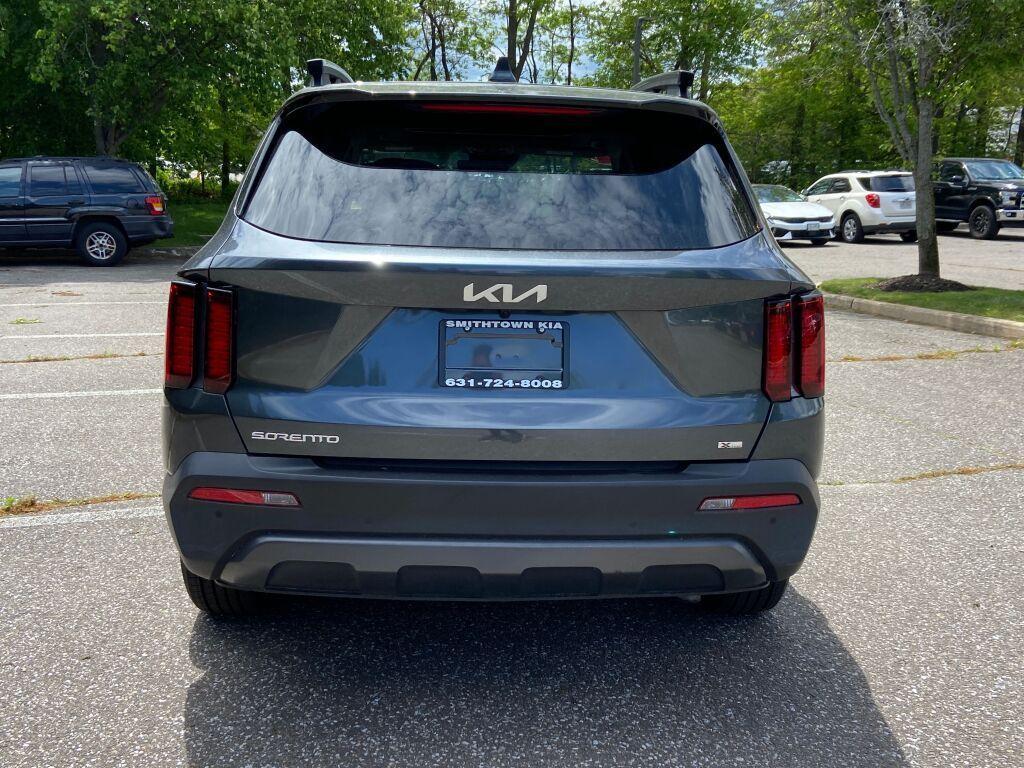 used 2023 Kia Sorento car, priced at $29,366