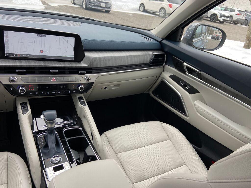 used 2025 Kia Telluride car, priced at $43,996
