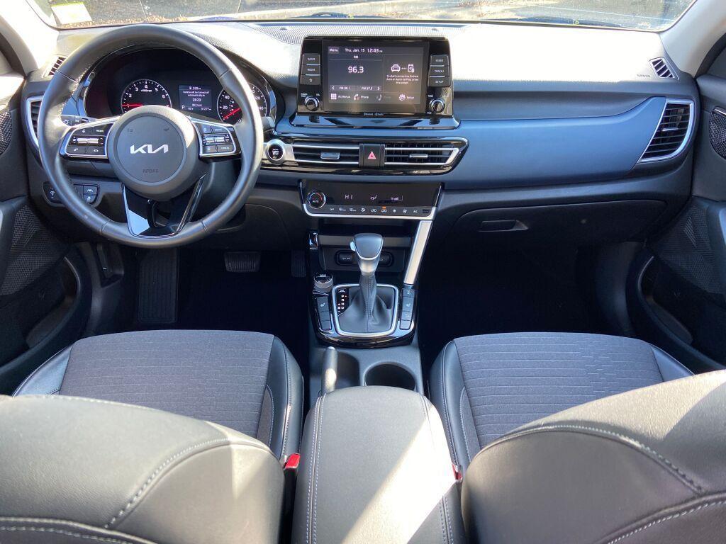 used 2023 Kia Seltos car, priced at $20,977