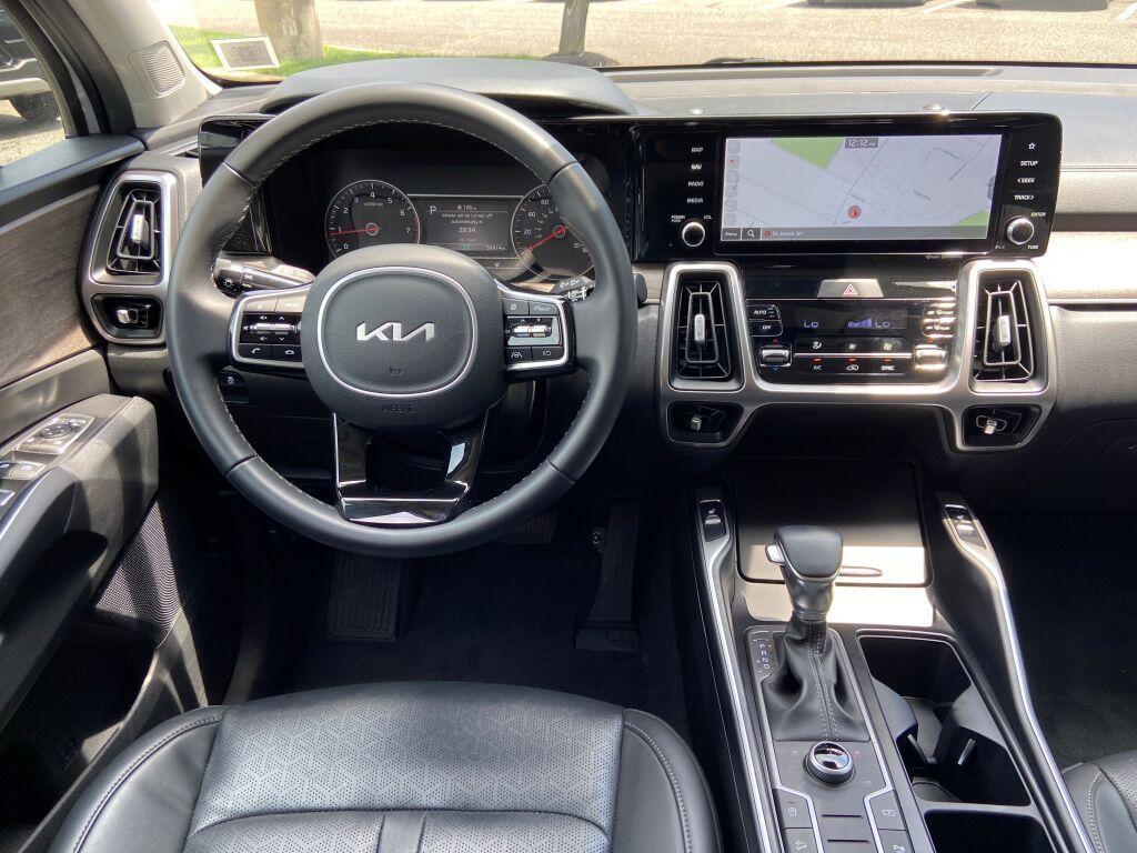 used 2022 Kia Sorento car, priced at $24,995