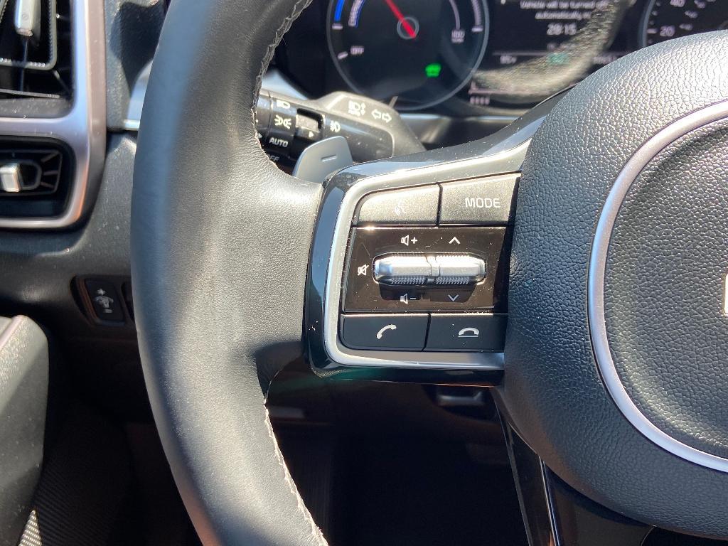 used 2023 Kia Sorento Hybrid car, priced at $28,768