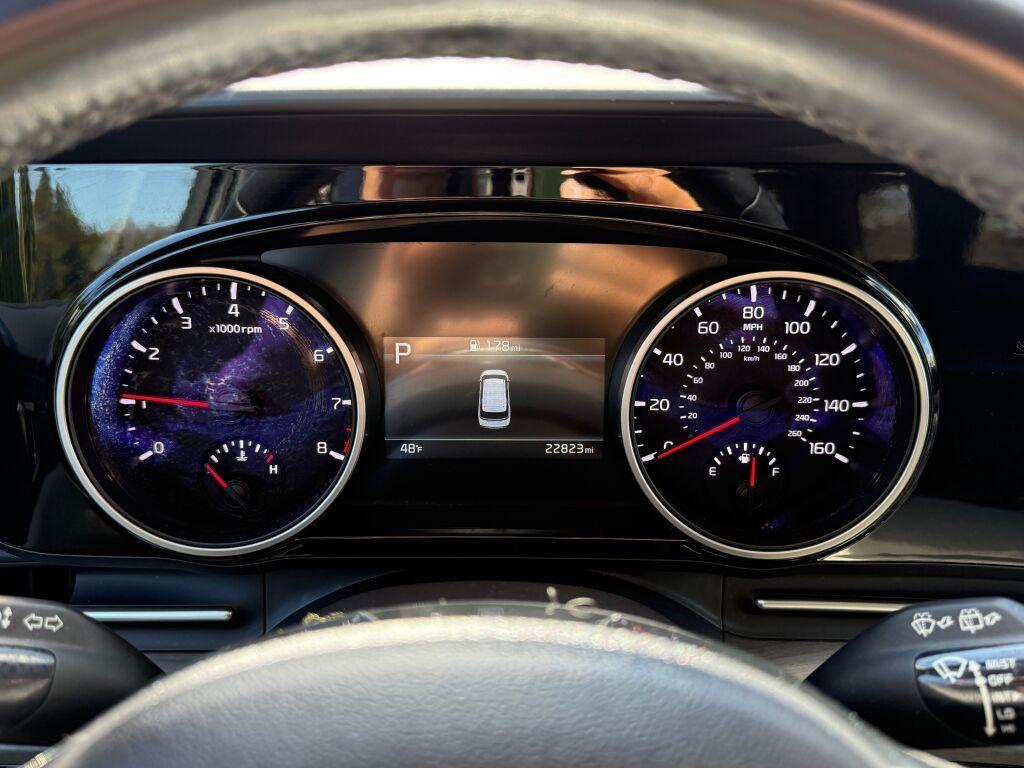 used 2023 Kia Carnival car, priced at $35,996