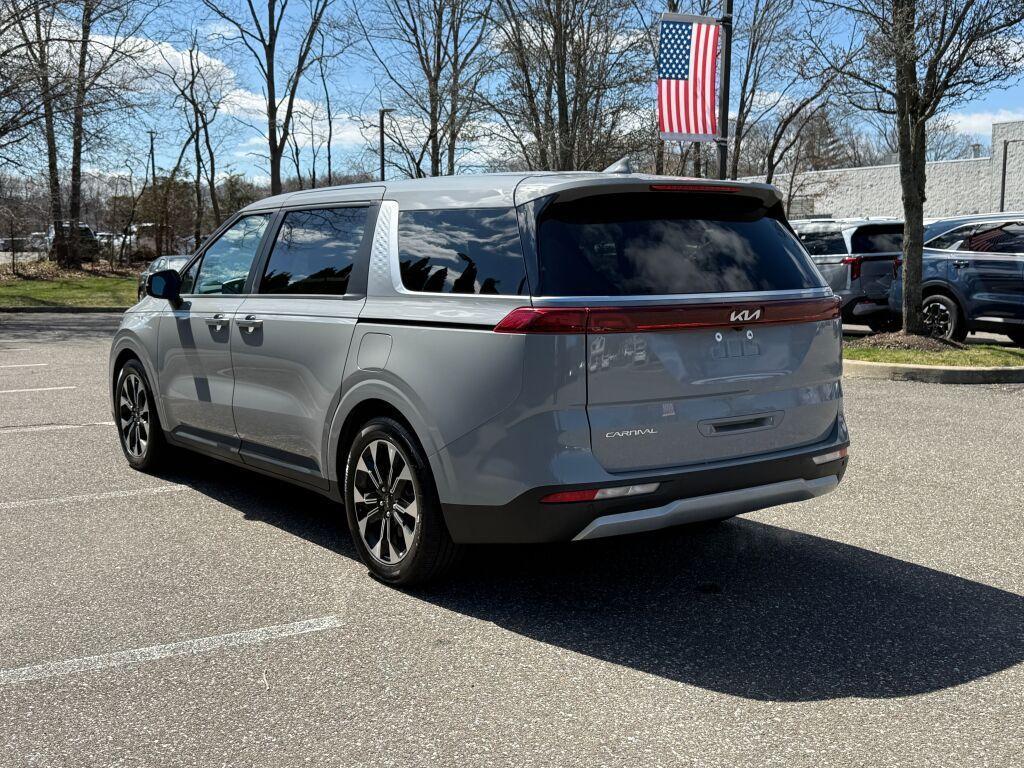 used 2023 Kia Carnival car, priced at $35,996