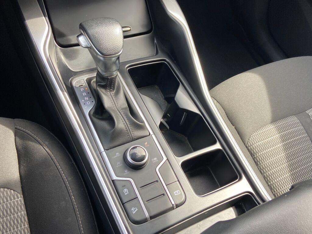 used 2022 Kia Sorento car, priced at $22,349