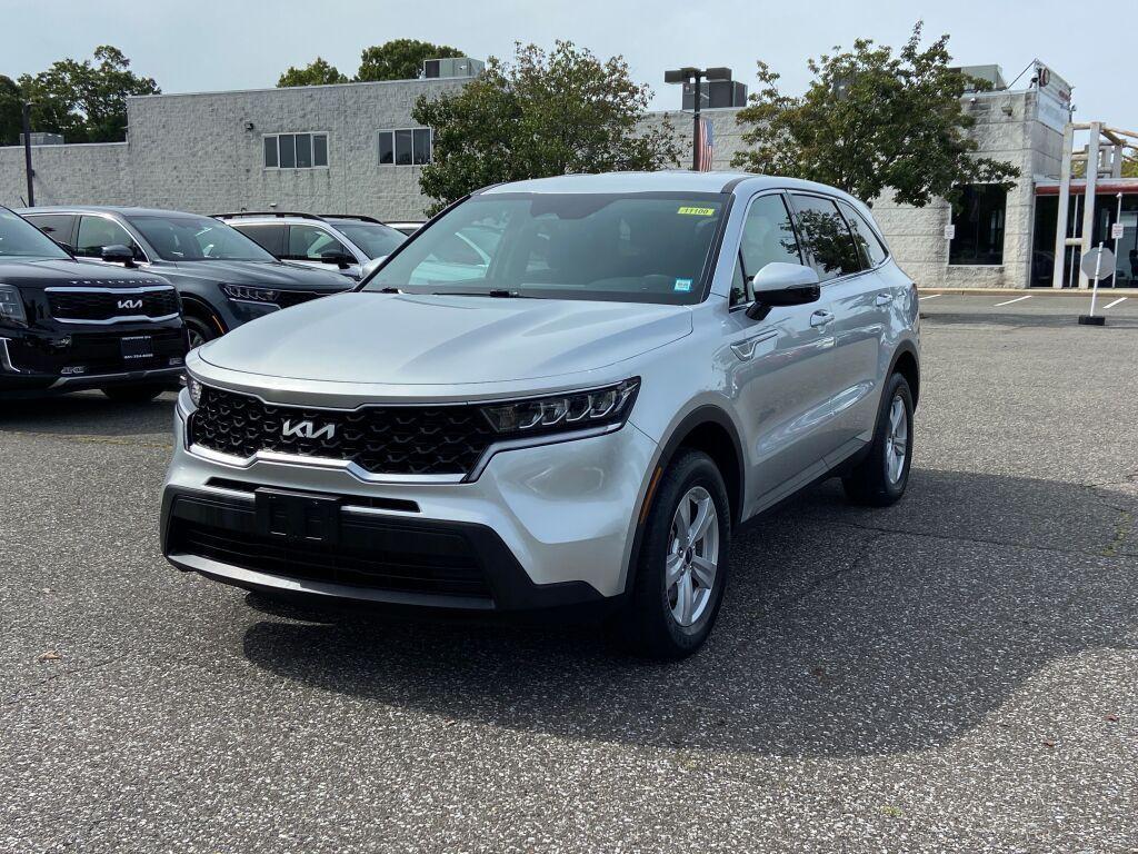 used 2022 Kia Sorento car, priced at $22,349