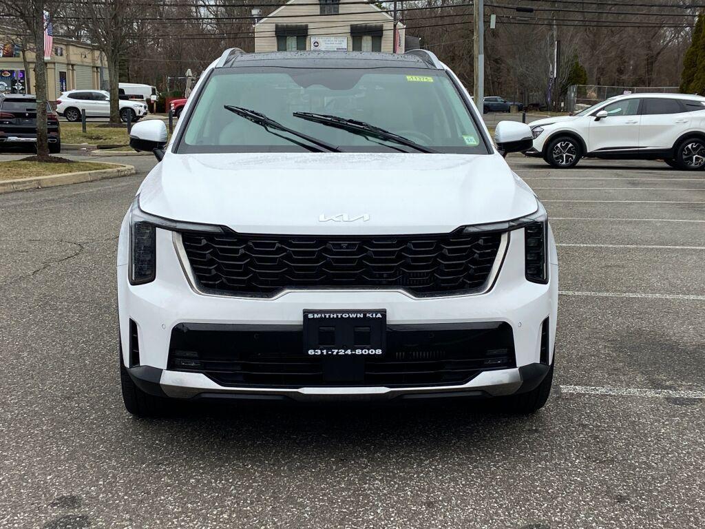 used 2025 Kia Sorento car, priced at $35,433