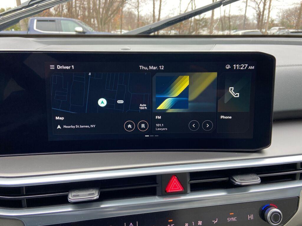 used 2025 Kia Sorento car, priced at $35,433