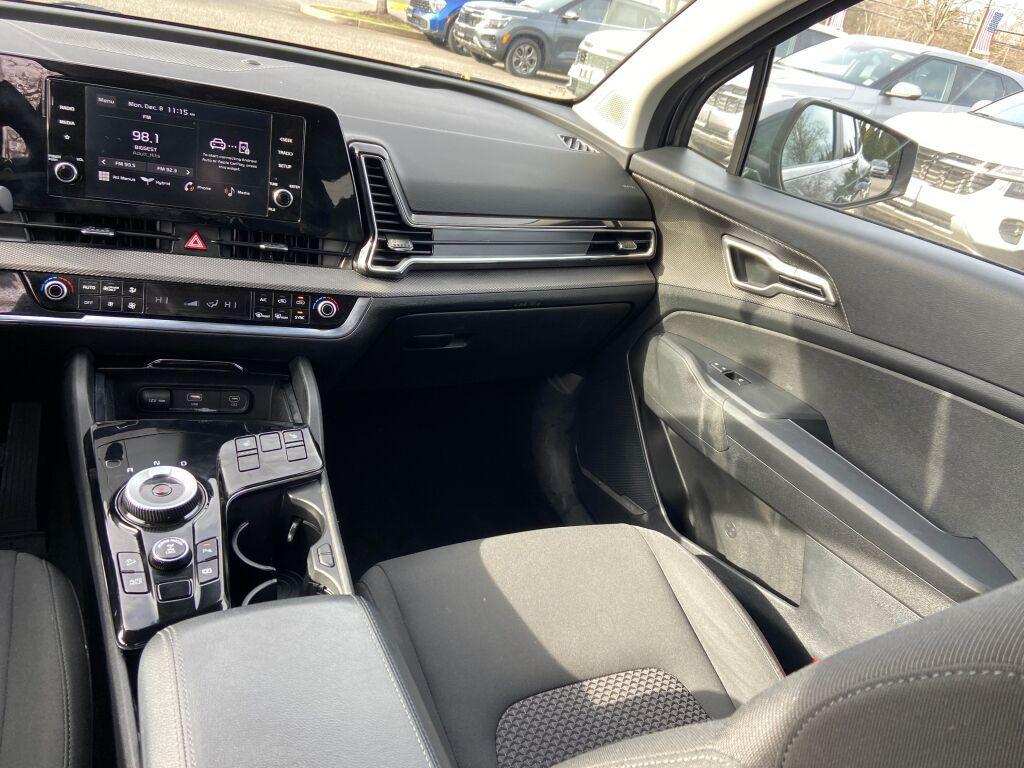 used 2023 Kia Sportage Hybrid car, priced at $23,998
