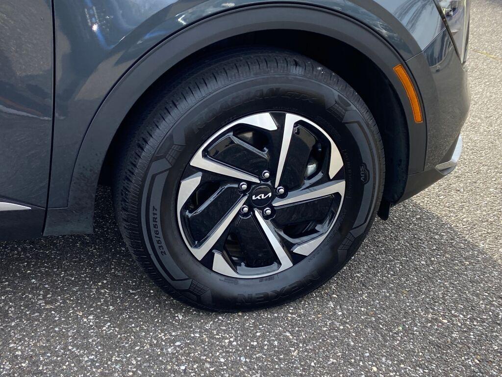 used 2023 Kia Sportage Hybrid car, priced at $23,998