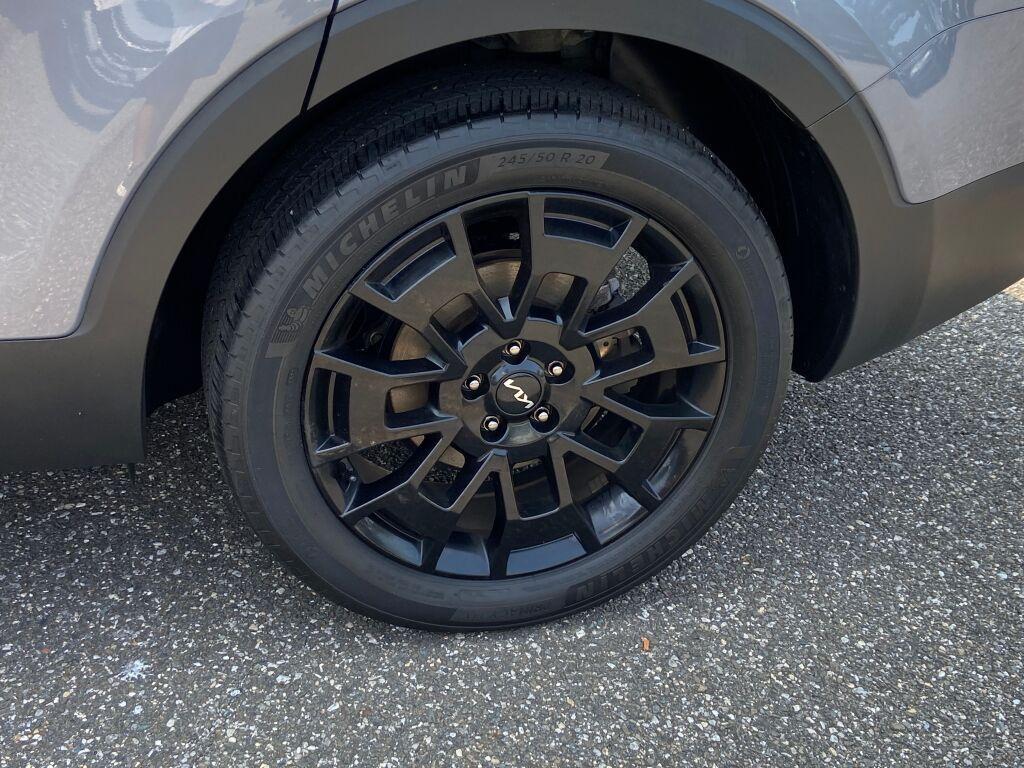 used 2022 Kia Telluride car, priced at $37,996