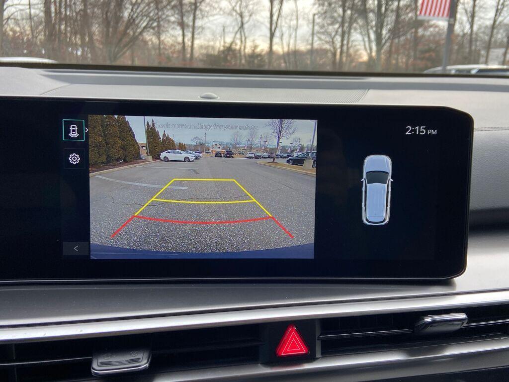 used 2025 Kia Sorento car, priced at $31,391