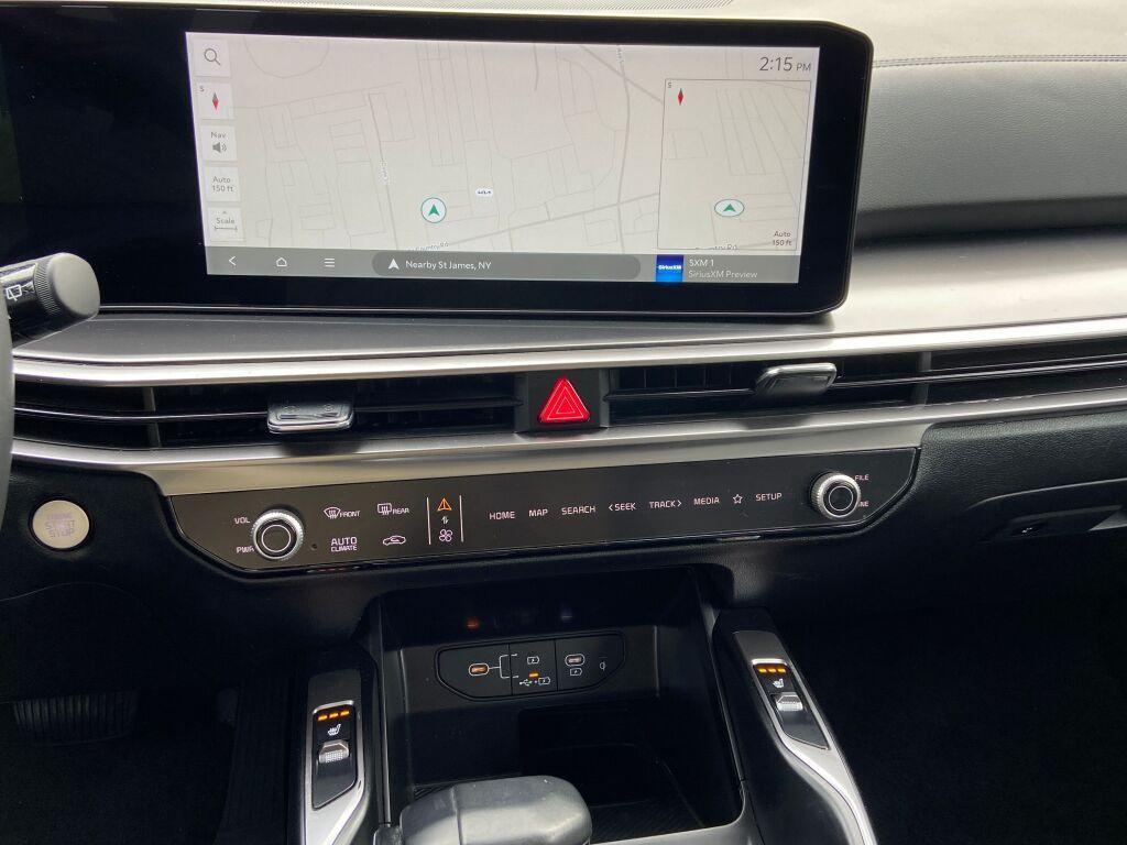 used 2025 Kia Sorento car, priced at $31,391