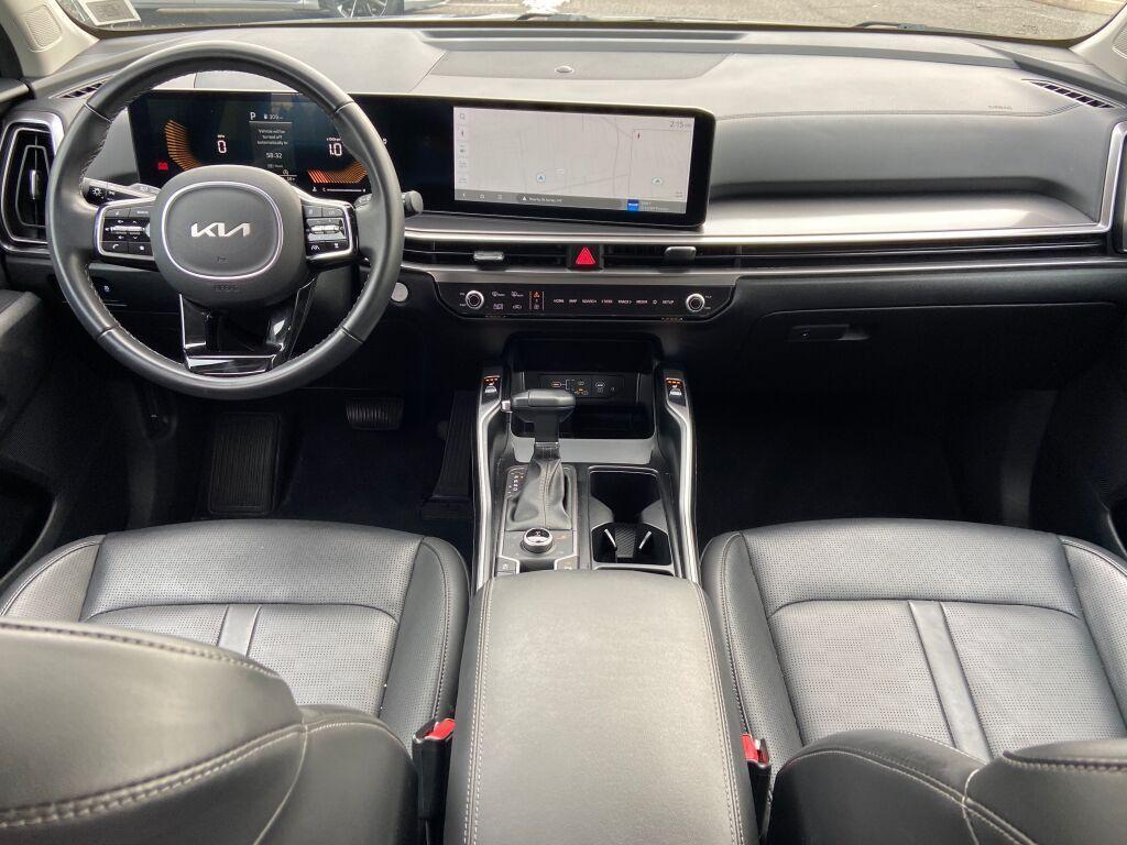 used 2025 Kia Sorento car, priced at $31,391